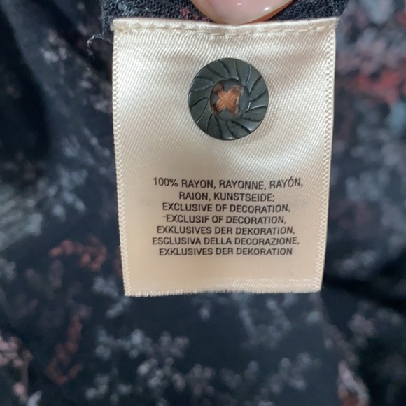 ✨Anthropologie Maeve Floral Blouse✨ - Picture 5 of 8